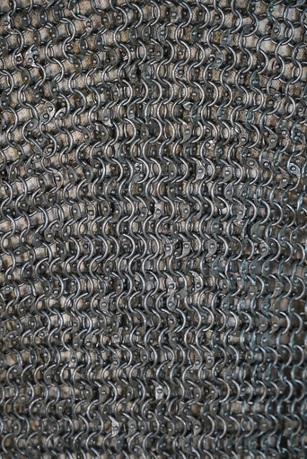 [8-SCW-8] Chainstrips - round rings 8mm, fully riveted (round rivet)