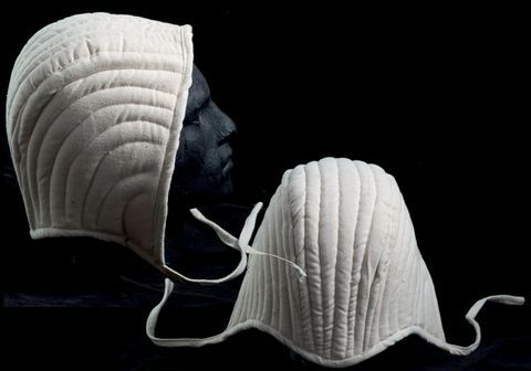 [GDFB/CL/015-STD-N] Gepolsterte Bundhaube | Farbe natur