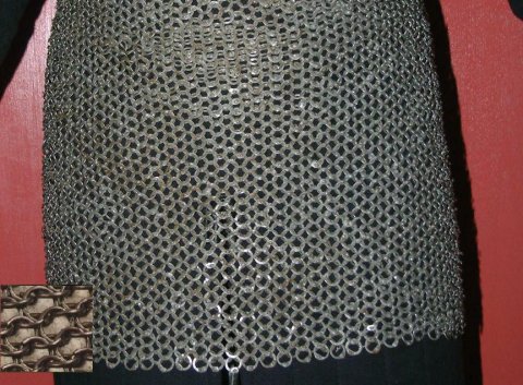 [B-SK-8] Chainmail Skirt | 8 mm Round Rings | bent spring steel